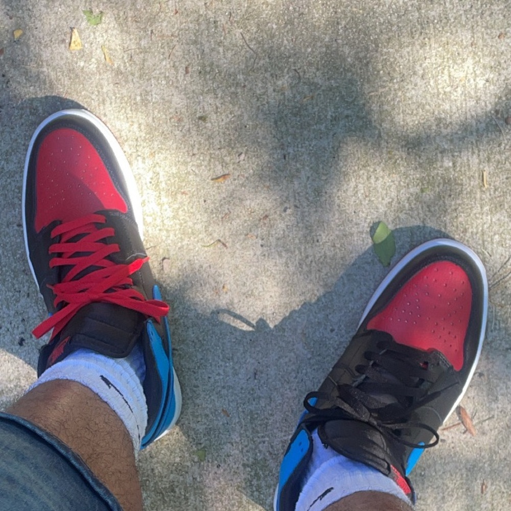 Jordan 1s multicolor size 11
